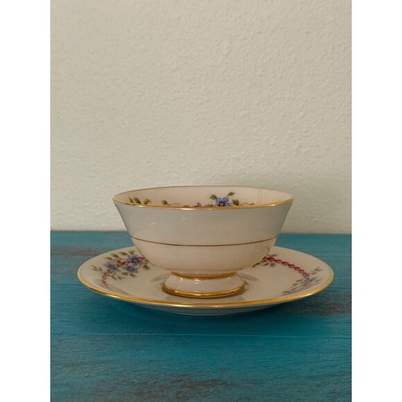 Lenox Belvidere Bone China Teacup & Saucer Set With Floral & Gold Accents - Picture 3 of 6